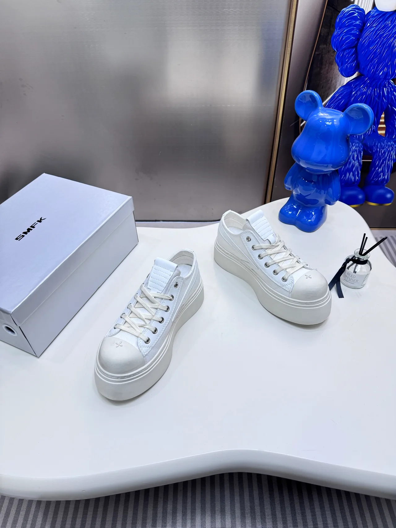 SMFK Cowhide Canvas Glossy Platform Sneakers in White · view 5