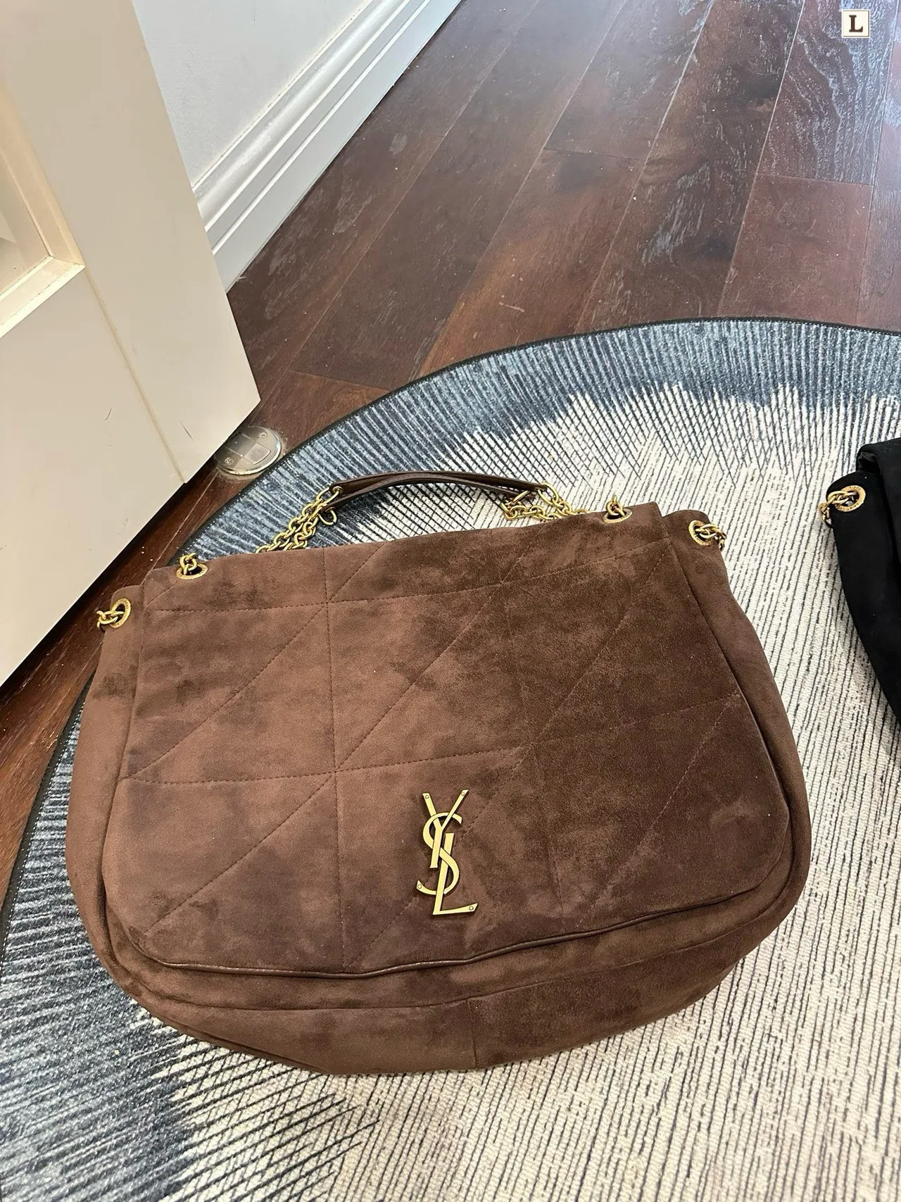 Saint Laurent Jamie Shoulder Bag in Brown · view 1
