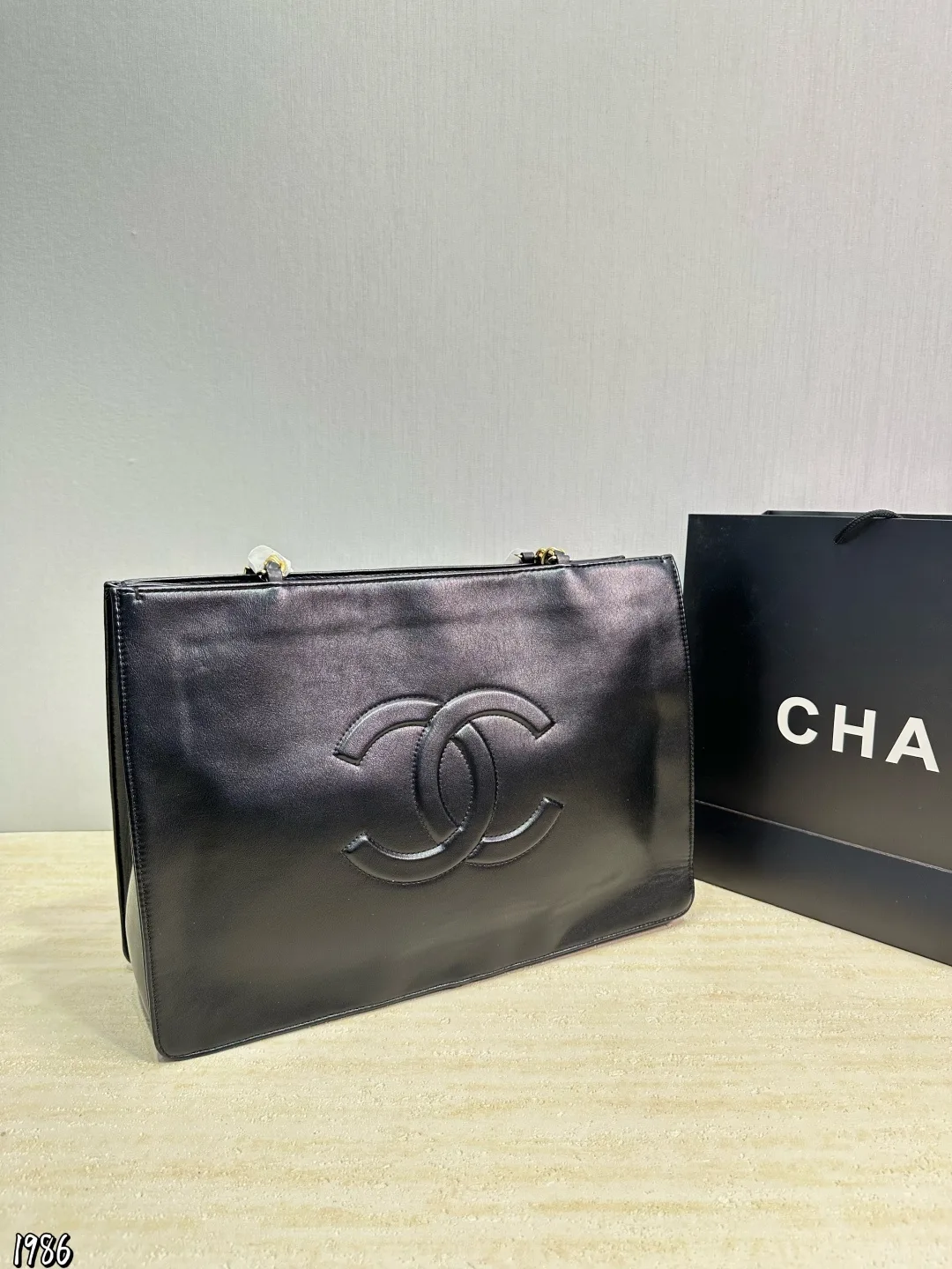 Chanel Sheepskin Tote in Black · view 5
