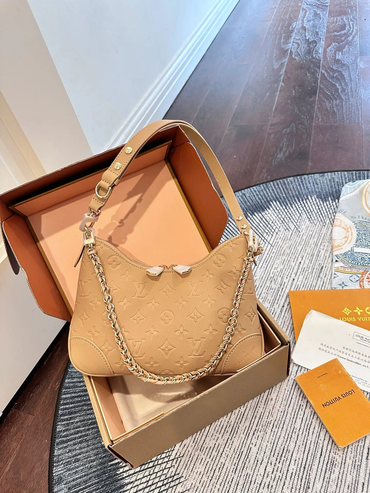 Louis Vuitton Cowhide Shoulder Bag in Brown · view 1