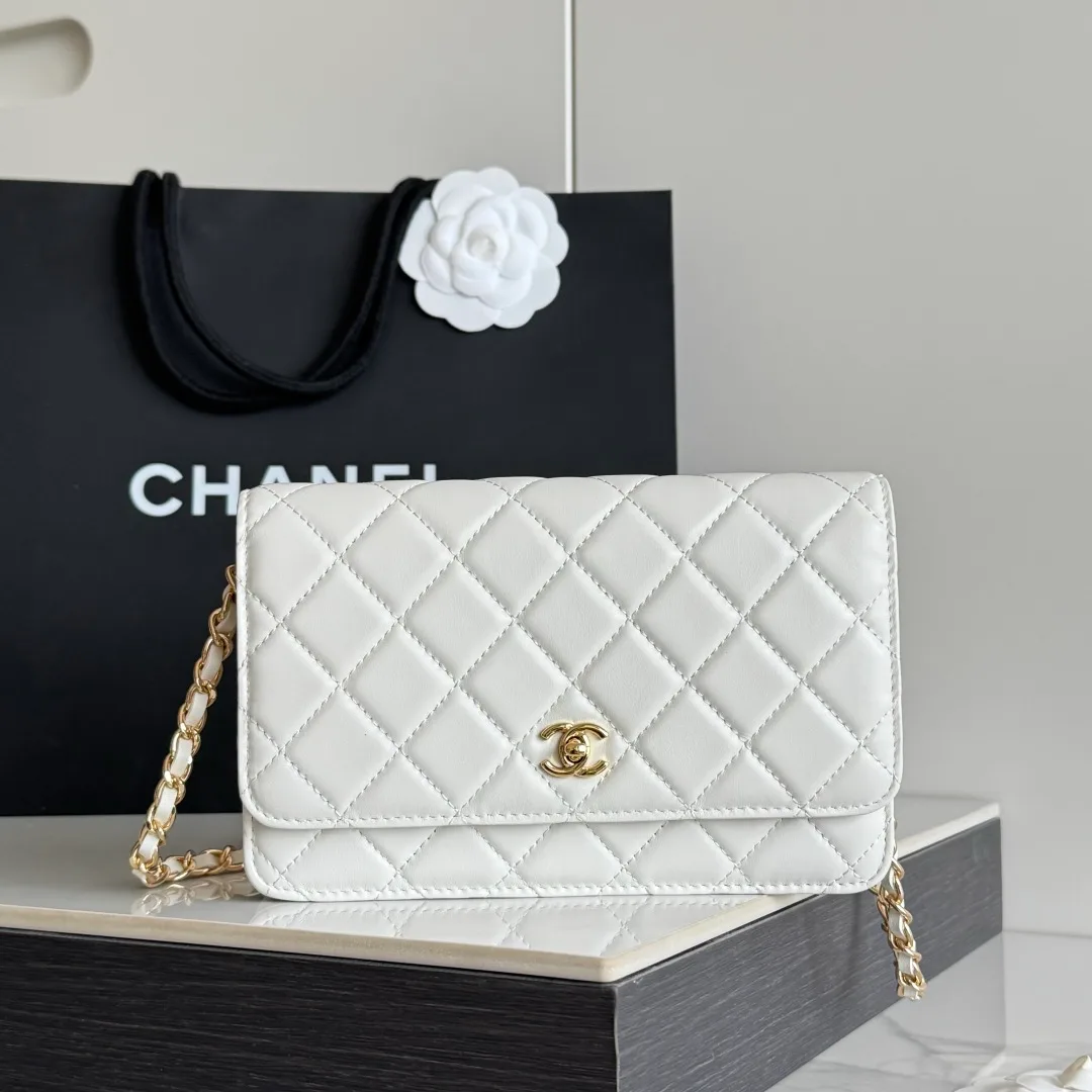Chanel Calfskin Quilted Clutch in White · view 2