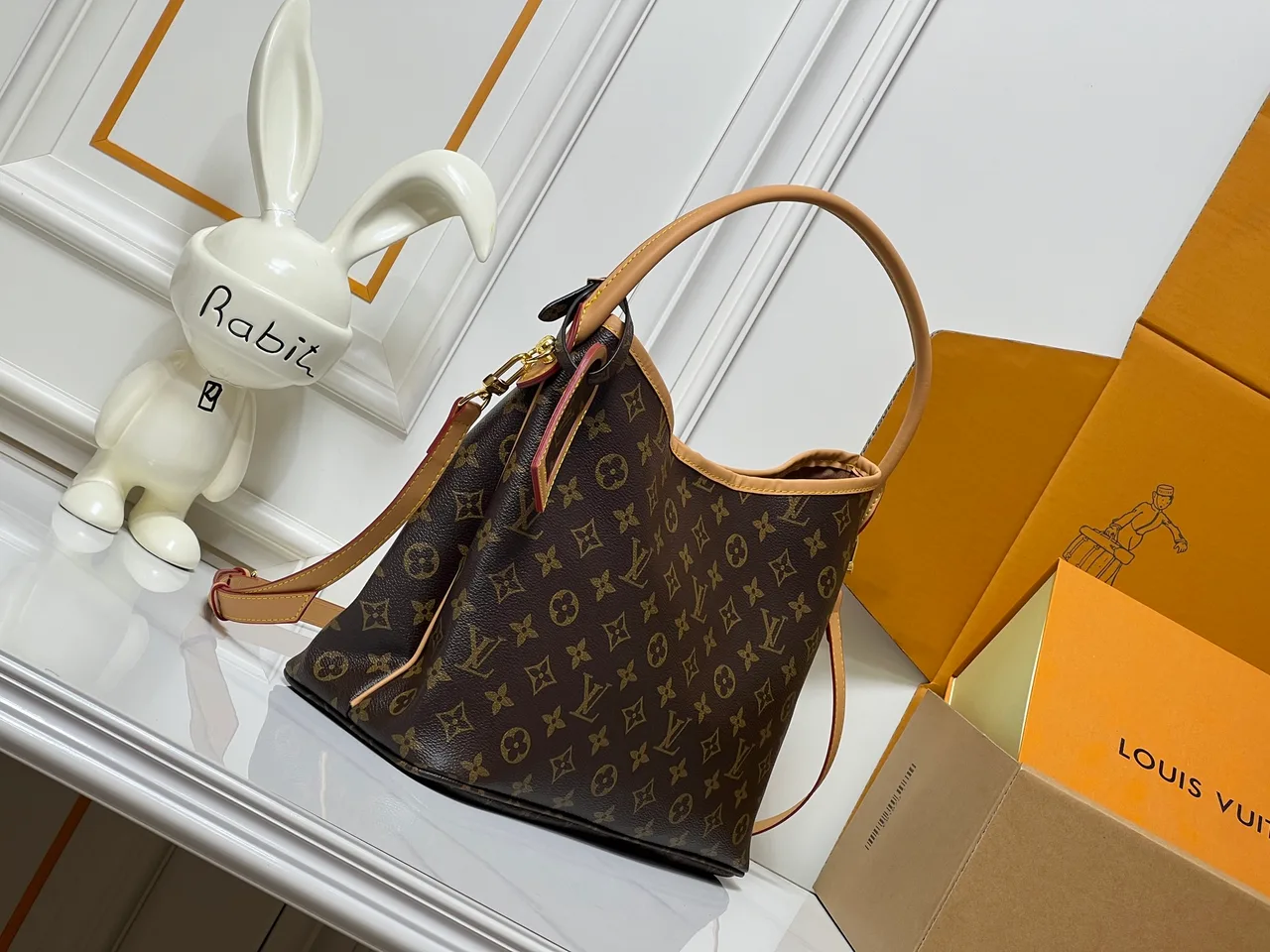 Louis Vuitton Canvas Monogram Graceful Hobo Bag in Brown · view 3