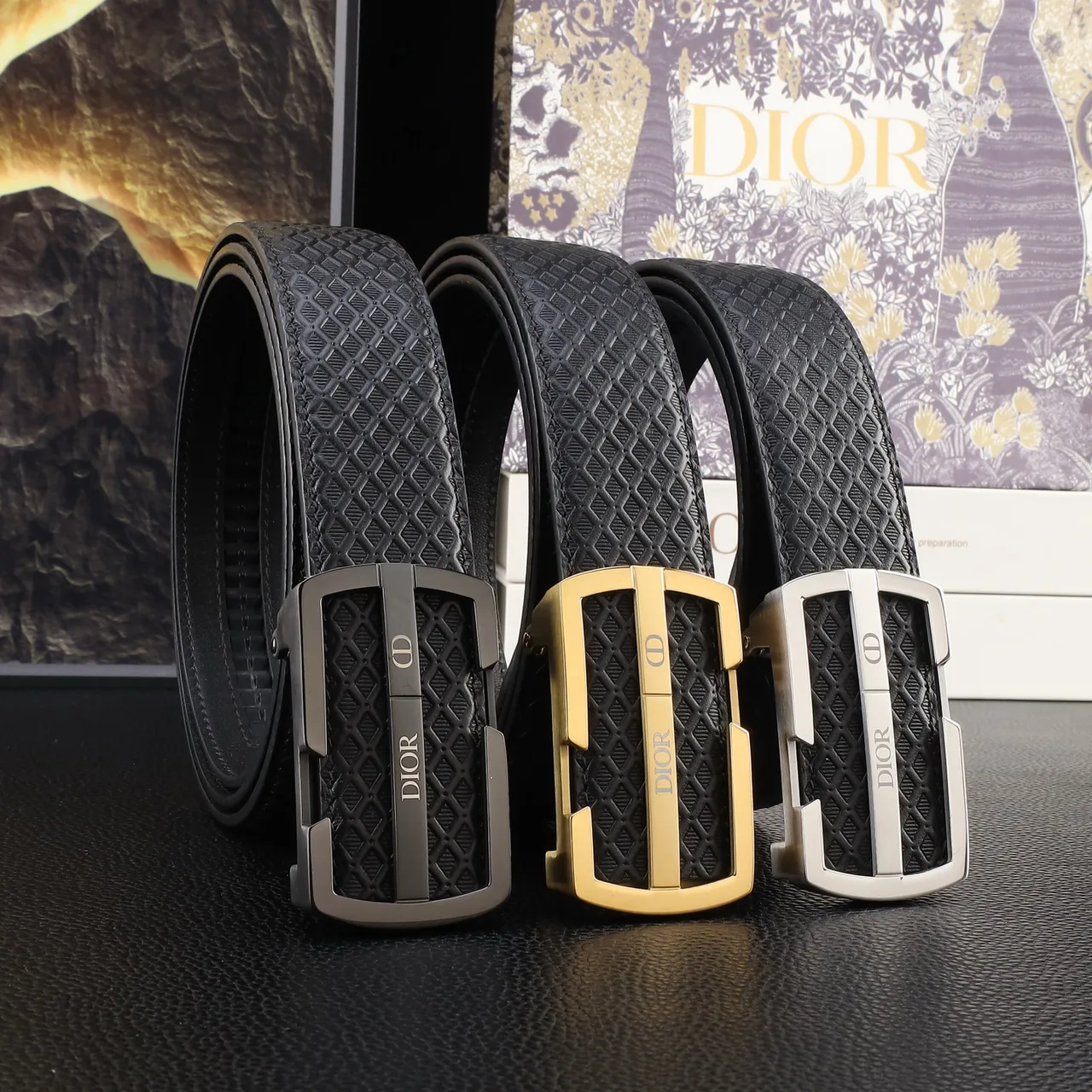 Dior Textured rectangular automatic belt in Black · view 8