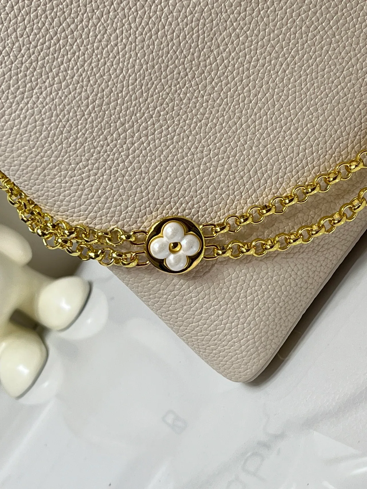 Louis Vuitton Cowhide Smooth Top-Handle Bag in White · view 6