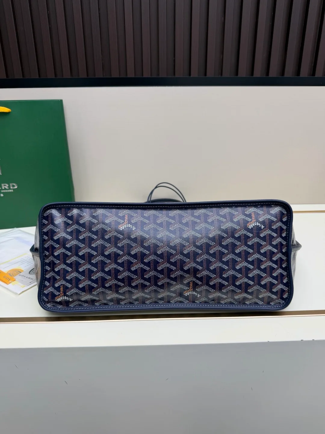 Goyard Canvas Smooth Saint Louis Tote in Blue · view 4