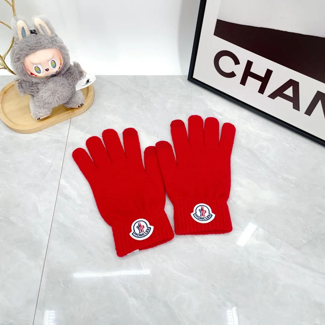Moncler Wool Ribbed Hat Scarf and Gloves Set in Red · view 4