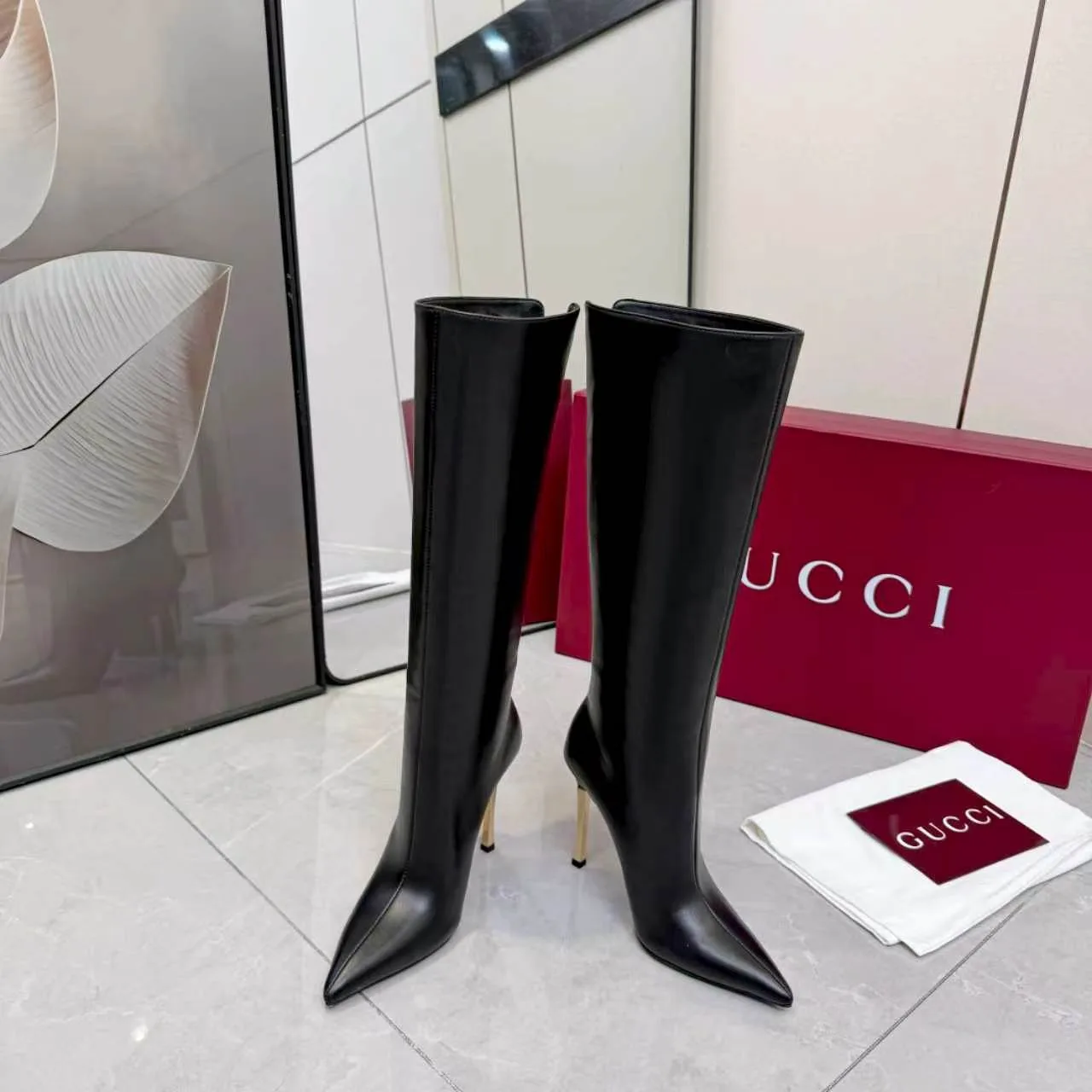 Gucci Cowhide Glossy Pointed-Toe Knee-High Boots in Black · view 2