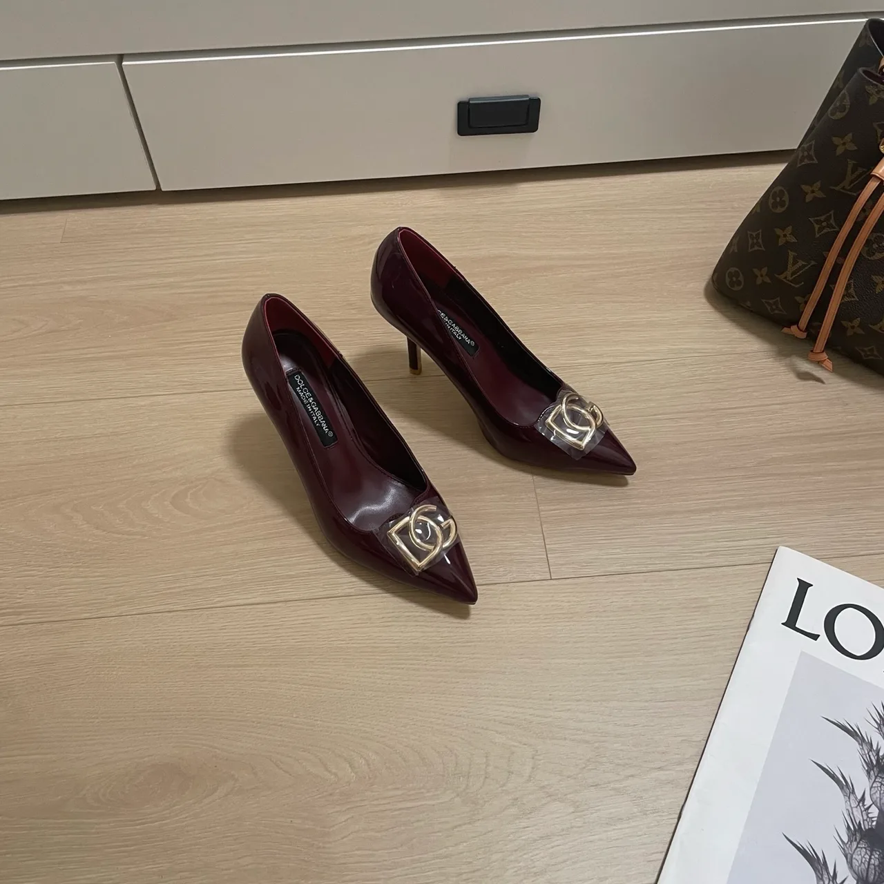 Dolce & Gabbana Sheepskin Patent Leather Pointed Heel Pumps in Burgundy · view 4