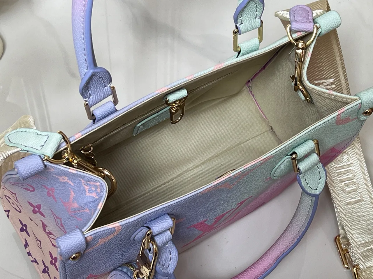 Louis Vuitton Canvas OnTheGo Tote in Blue · view 8