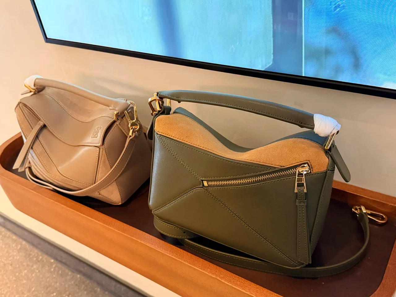 Loewe Shoulder Bag in Brown & Green · view 2