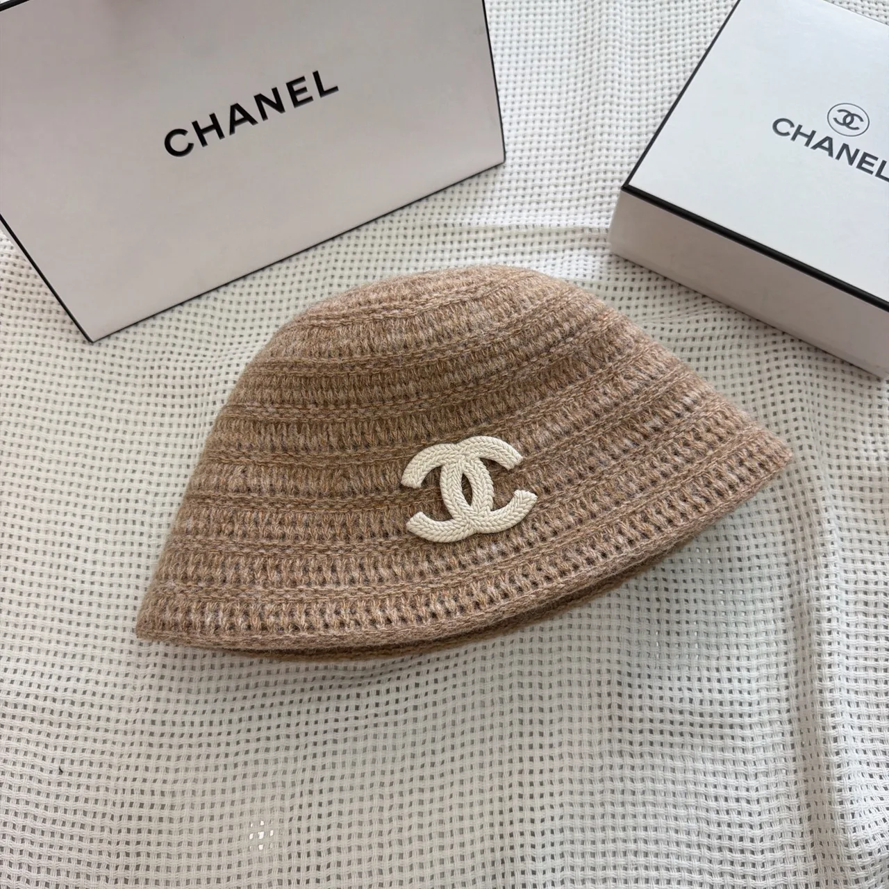 Chanel Knit CC bucket hat in Black & Tan & Cream · view 2