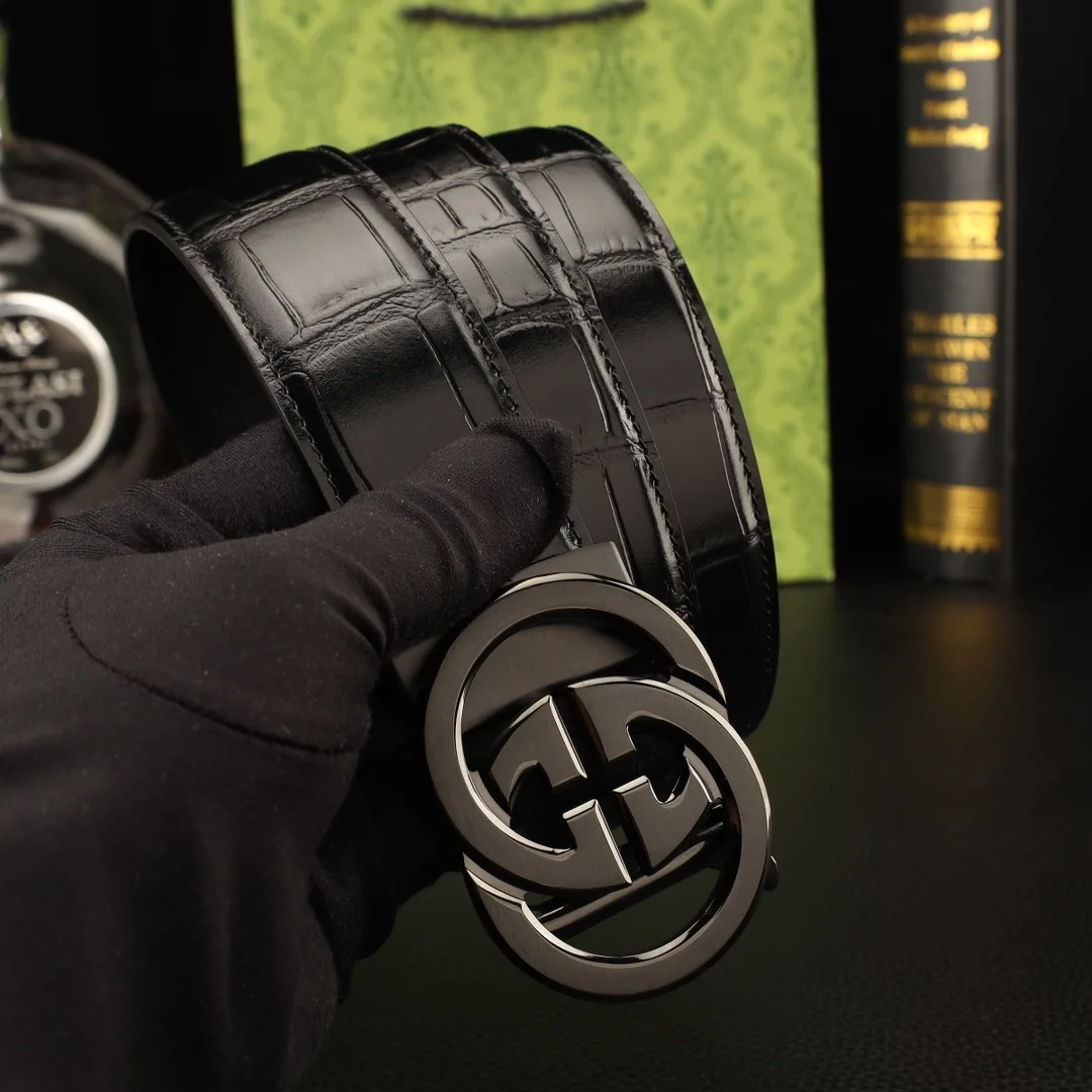 Gucci Automatic Belt in Black · view 4