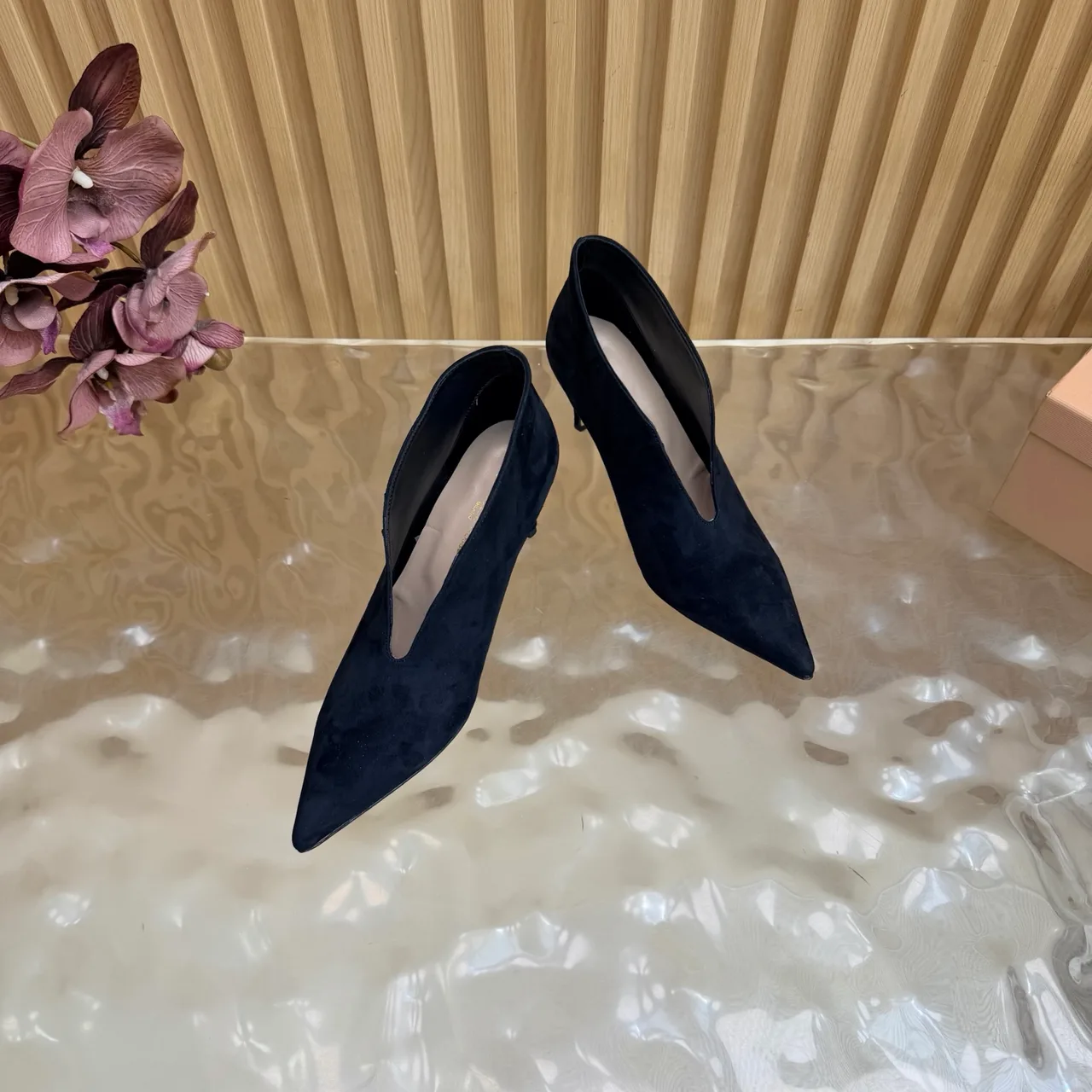 Gianvito Rossi Smooth Pointed-Toe Pointed Booties in Blue · view 4