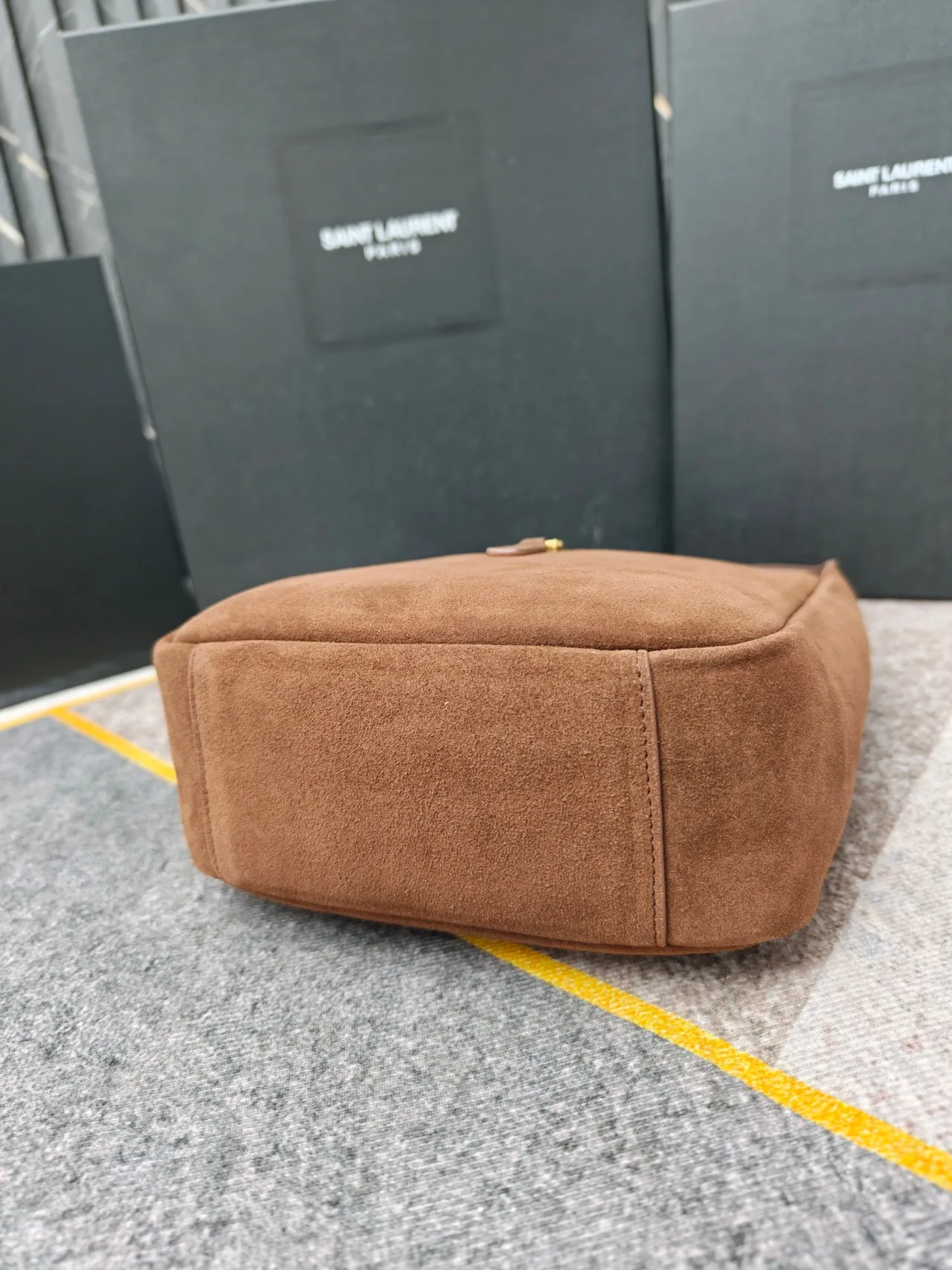 Saint Laurent Hobo Bag in Brown · view 6