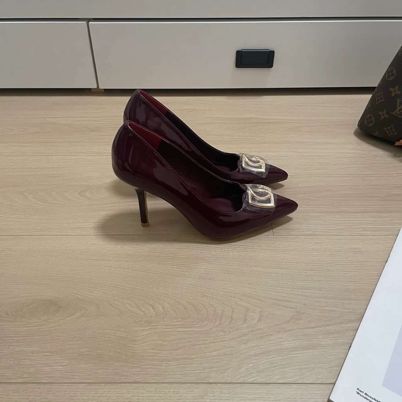 Dolce & Gabbana Sheepskin Patent Leather Pointed Heel Pumps in Burgundy · view 3