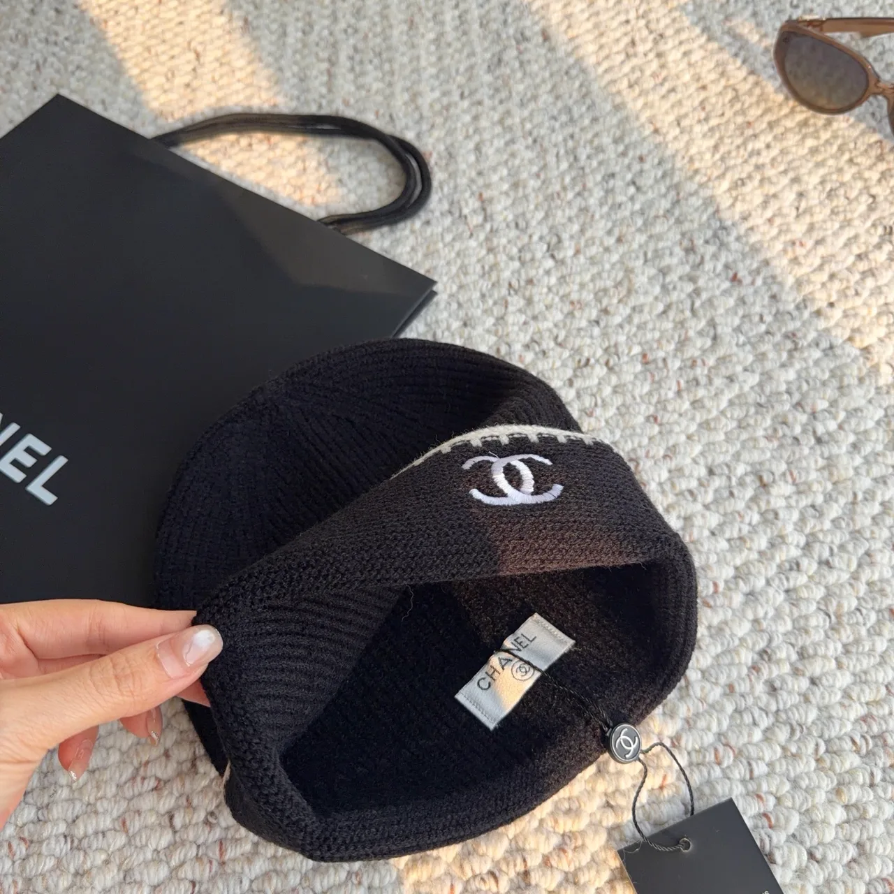 Chanel Contrast-edge CC beanie in Brown & Cream · view 5