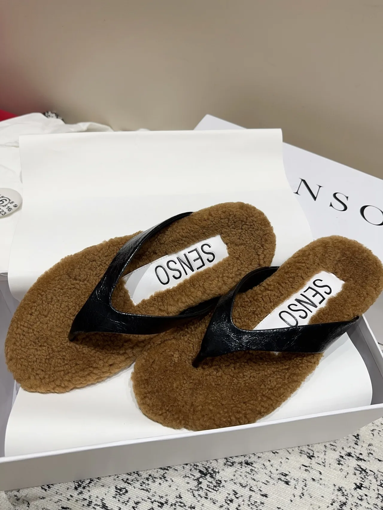 Senso Fleece Thong Sandals in Brown · view 5