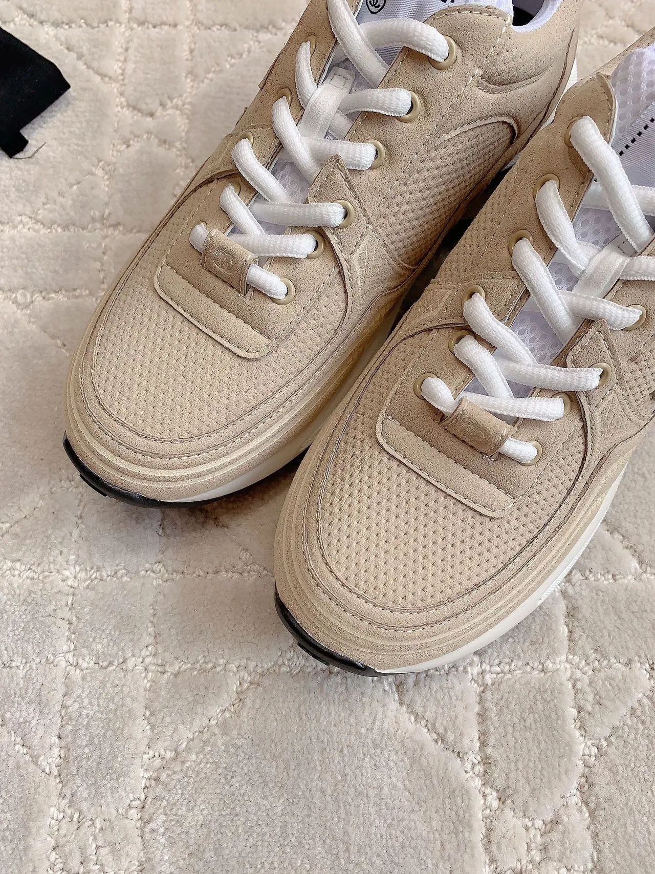 Chanel Sneakers in Beige · view 5