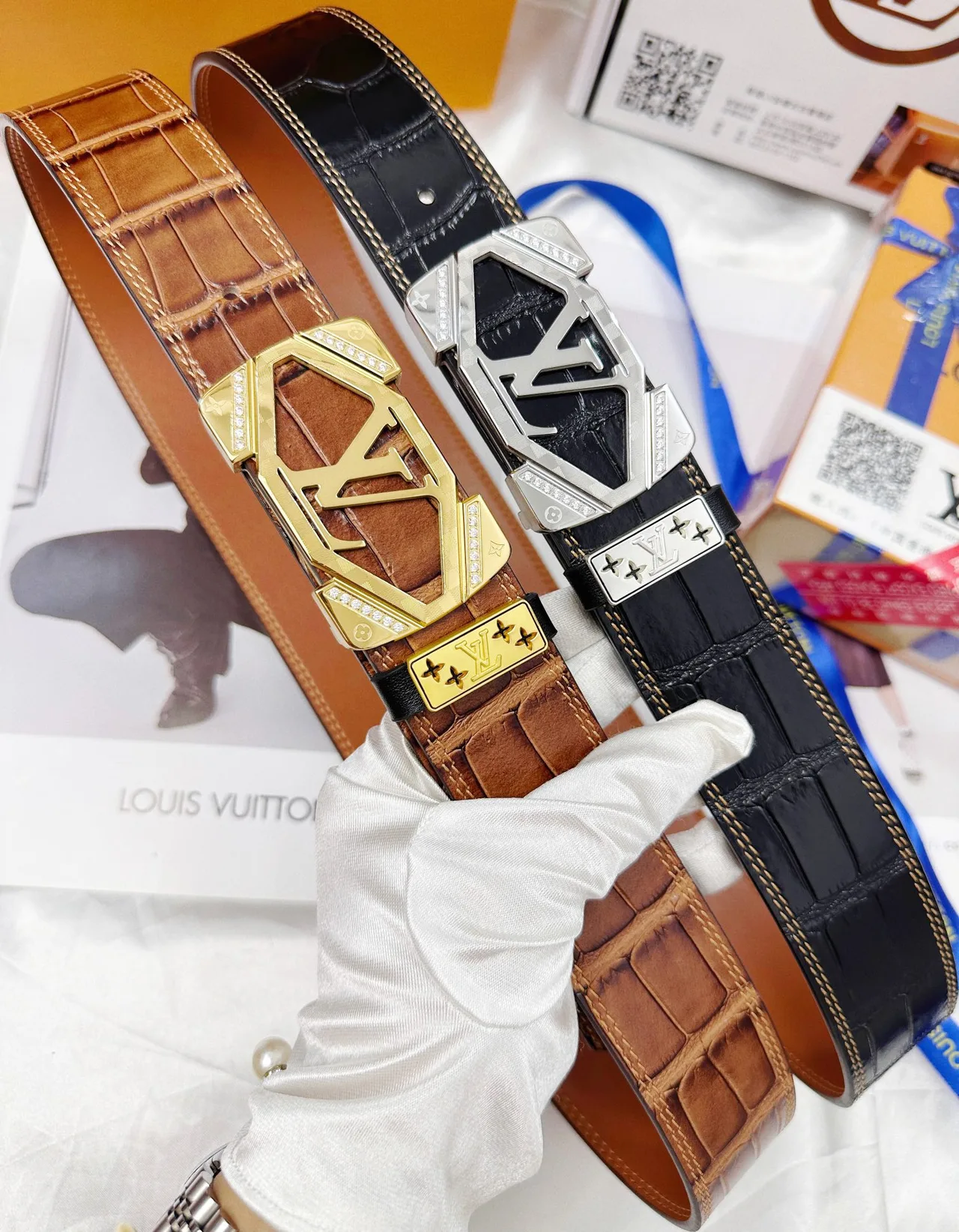 Louis Vuitton LV Buckle Belt in Black & Brown · view 8