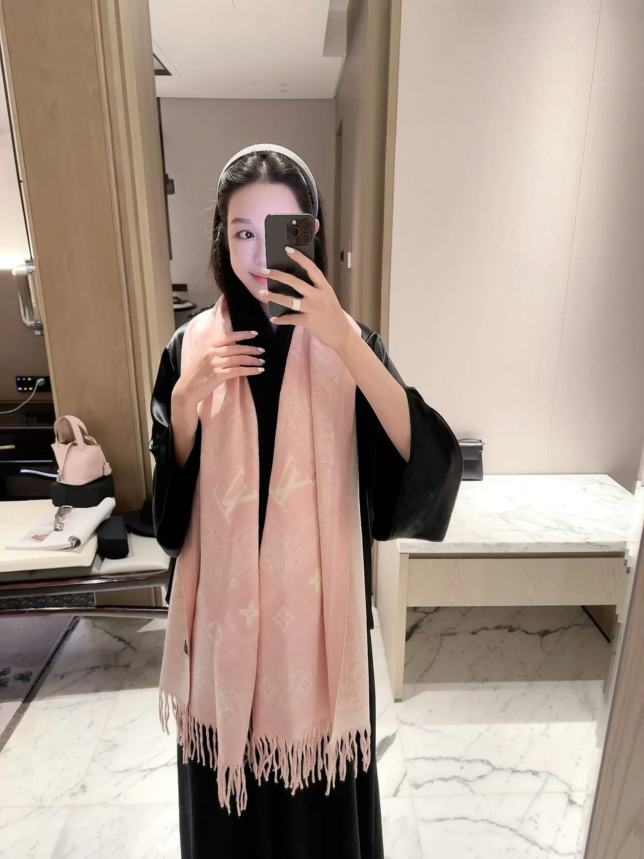 Louis Vuitton Jacquard Scarf in Pink & Grey & Beige · view 2