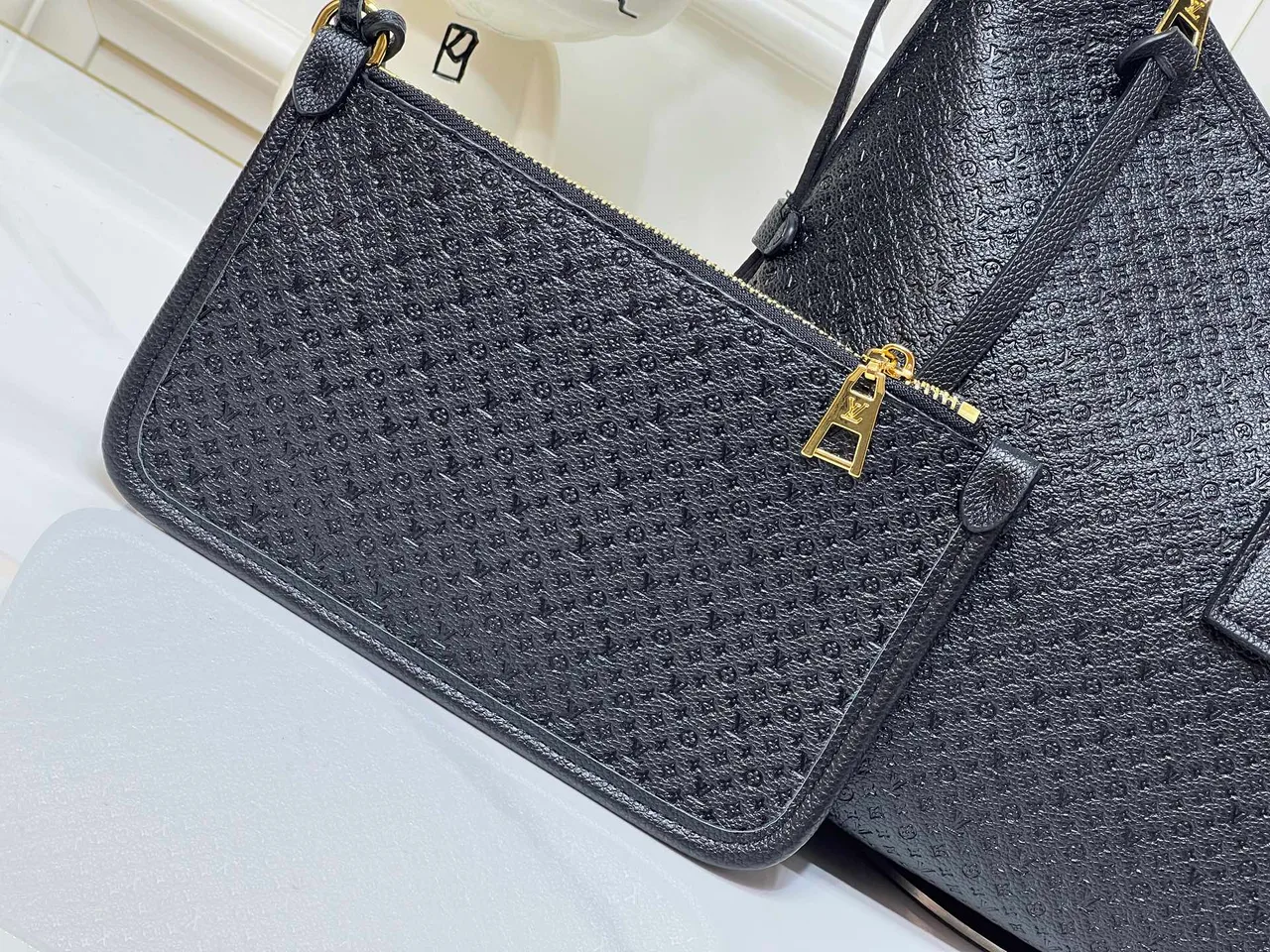 Louis Vuitton Leather Carryall with pictured zip pouch in Black · view 2