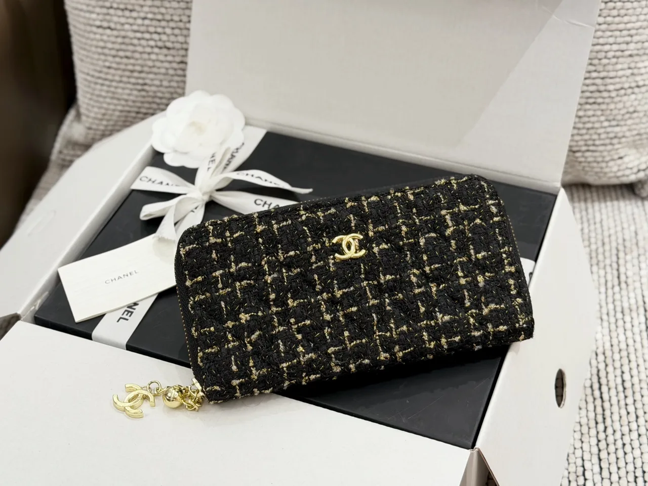Chanel Long Wallet in White & Beige & Pink & Black · view 5