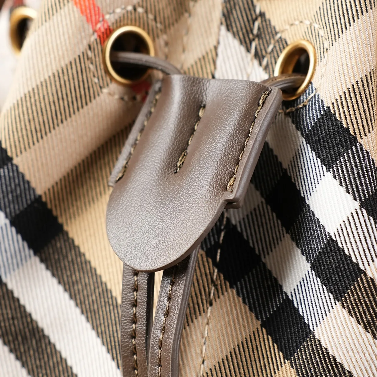 Burberry Check Bucket Bag in Beige · view 5