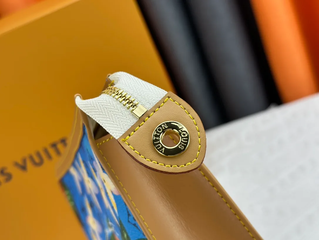 Louis Vuitton Canvas Smooth Handbag in Blue · view 6