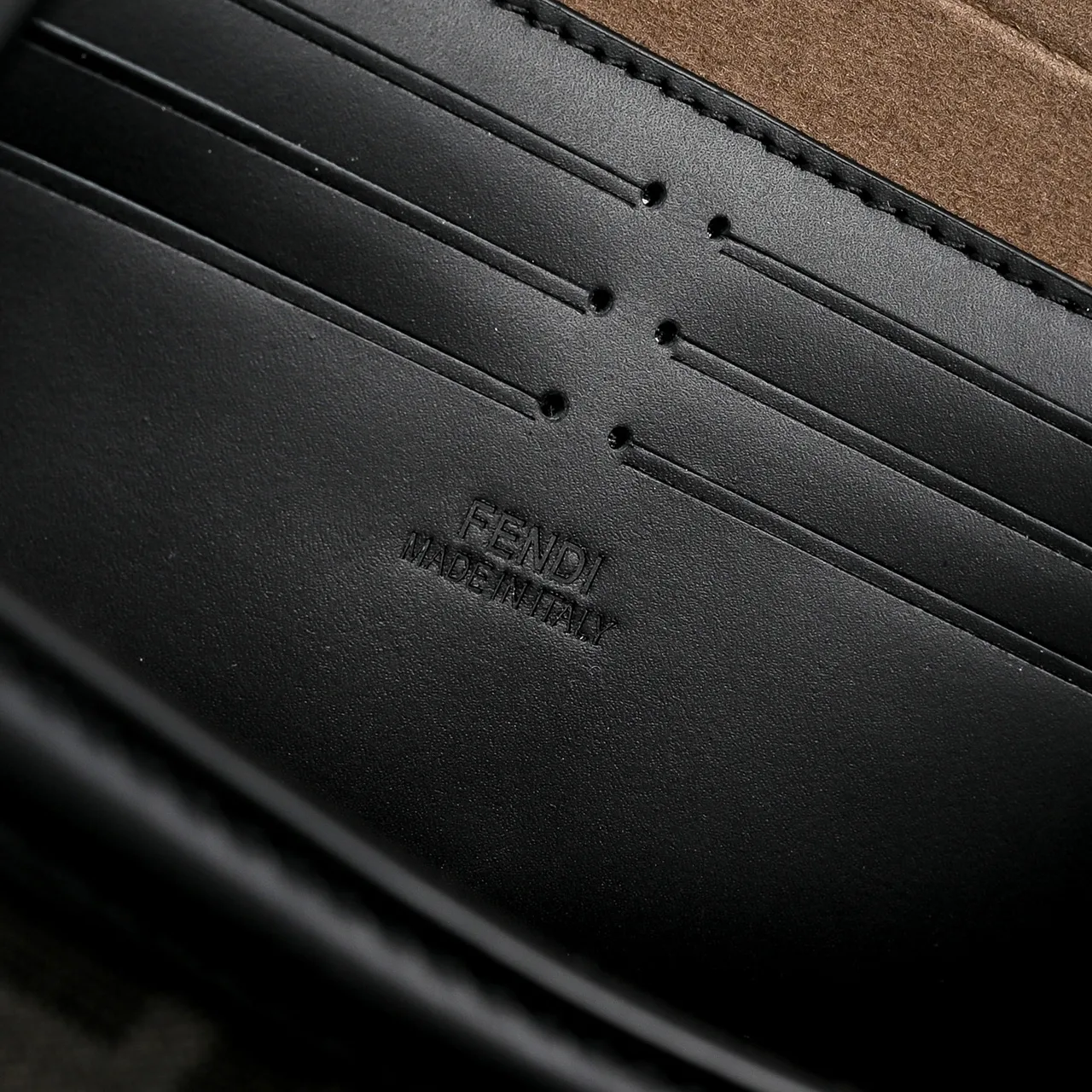 Fendi Clutch in Black · view 8