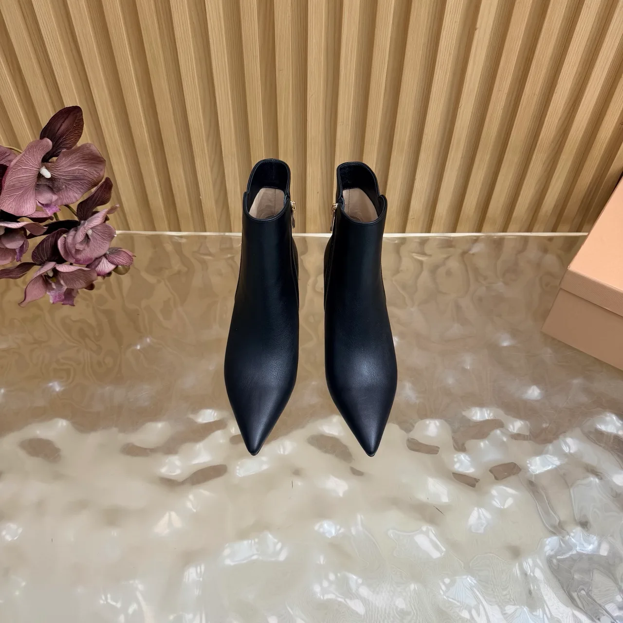 Gianvito Rossi Glossy Pointed-Toe Ankle Boots in Black · view 4