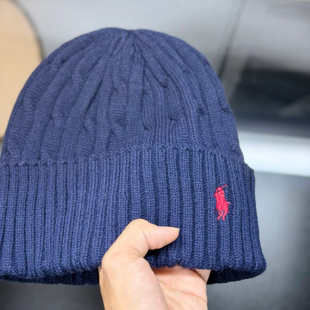 Ralph Lauren Cable-Knit Beanie in Blue & Grey & White · view 7