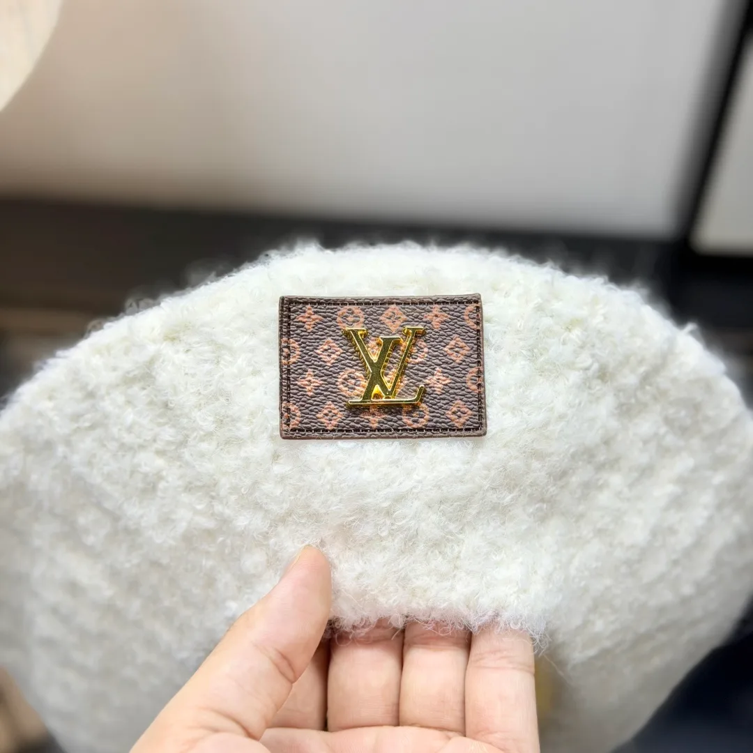 Louis Vuitton Wool Hat Scarf and Gloves Set in White · view 8