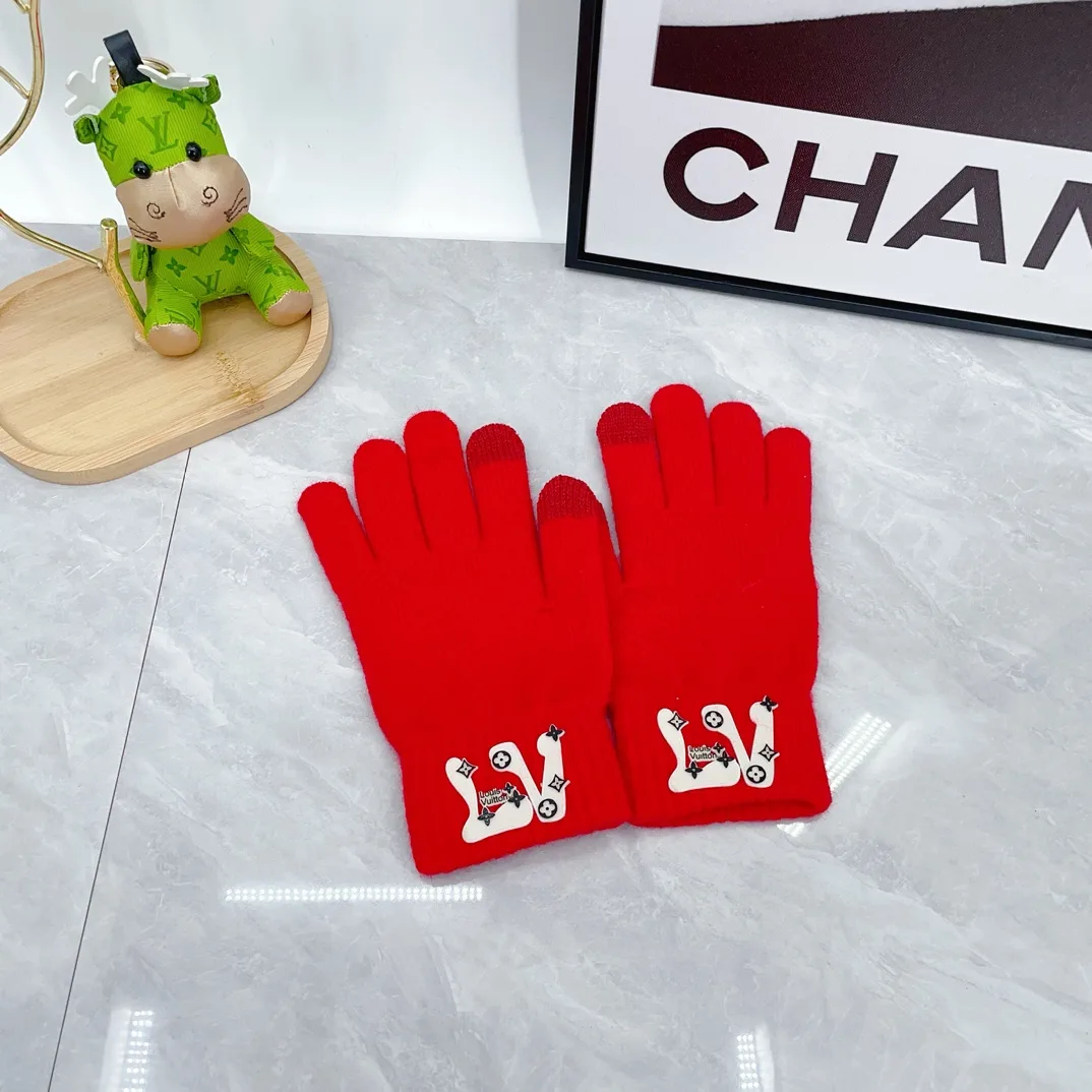 Louis Vuitton 50% Wool 50% Acrylic Ribbed Hat, Scarf and Gloves Set in Red · view 7