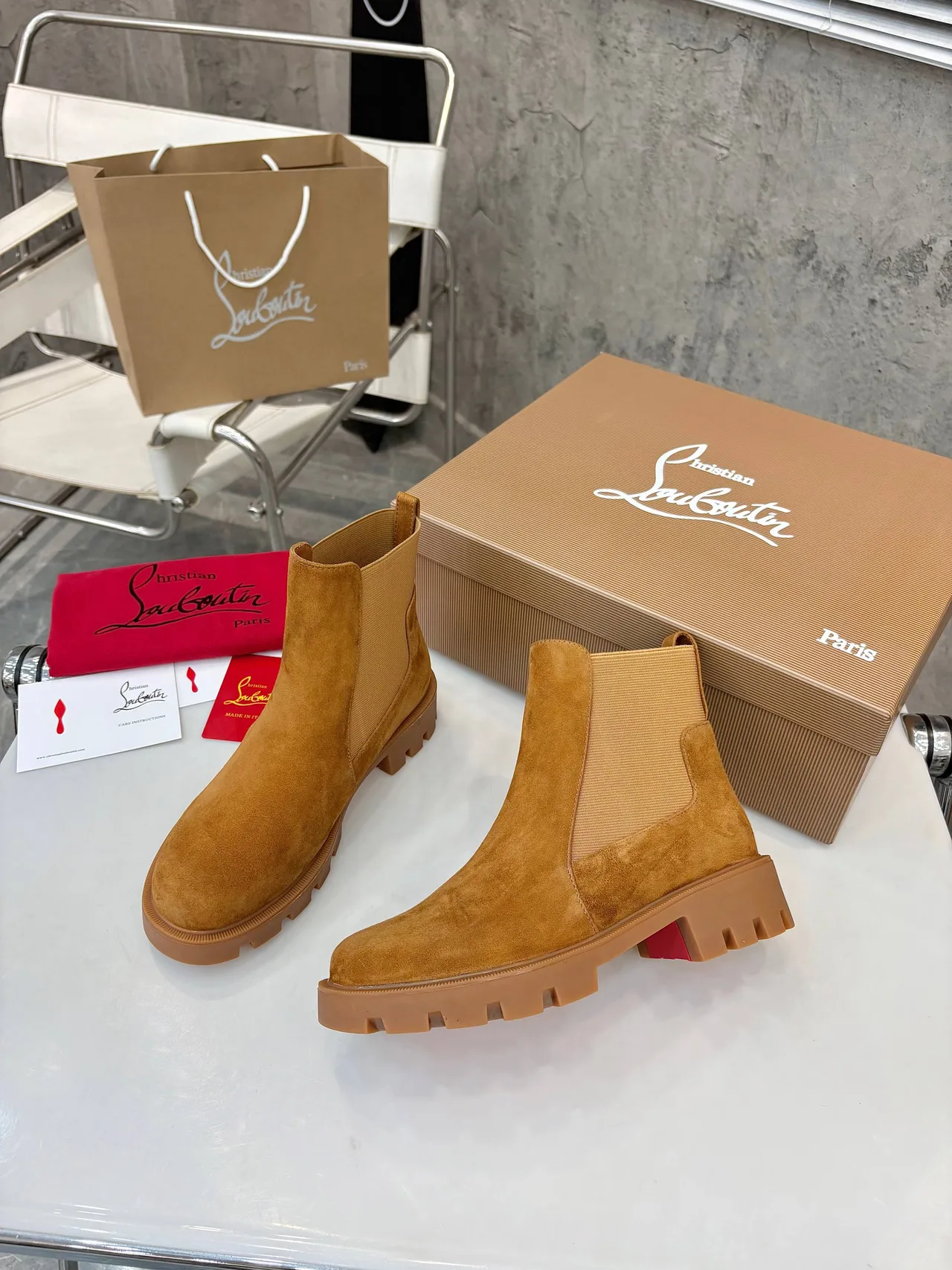 Christian Louboutin Chelsea ankle boots in Black & Brown · view 6