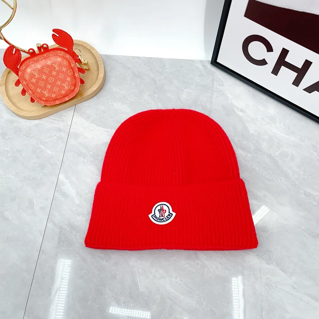 Moncler Wool Beanie and Scarf Set in Red · view 5