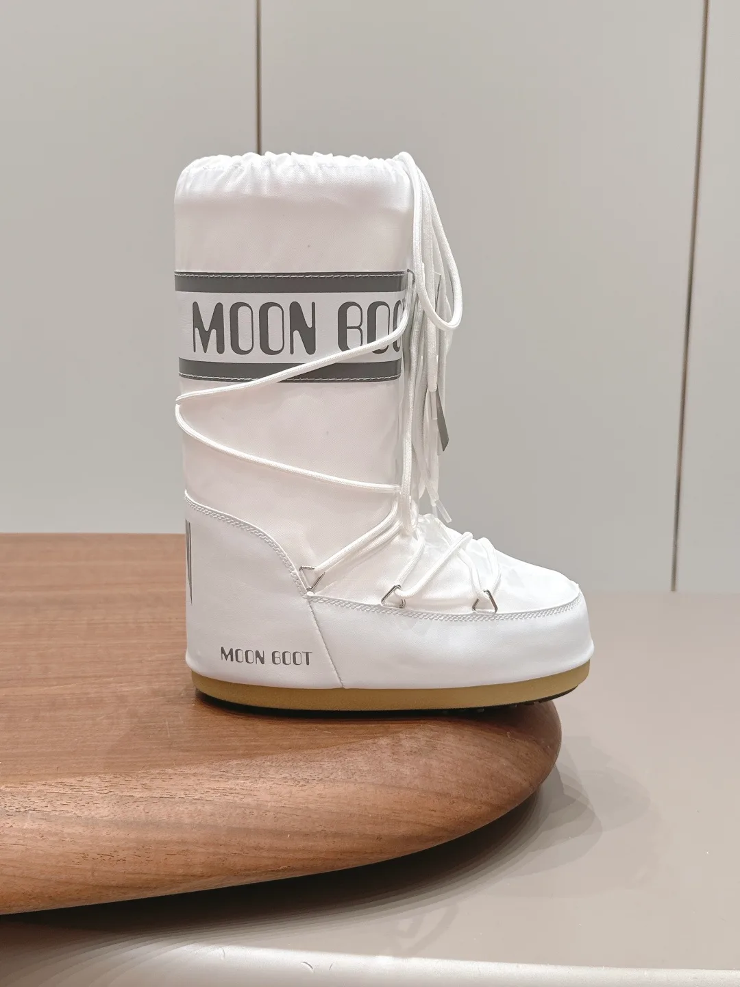 Moon Boot Smooth Snow Boots in White · view 5
