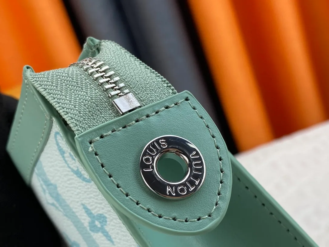 Louis Vuitton Cowhide Canvas Clutch in Green · view 7