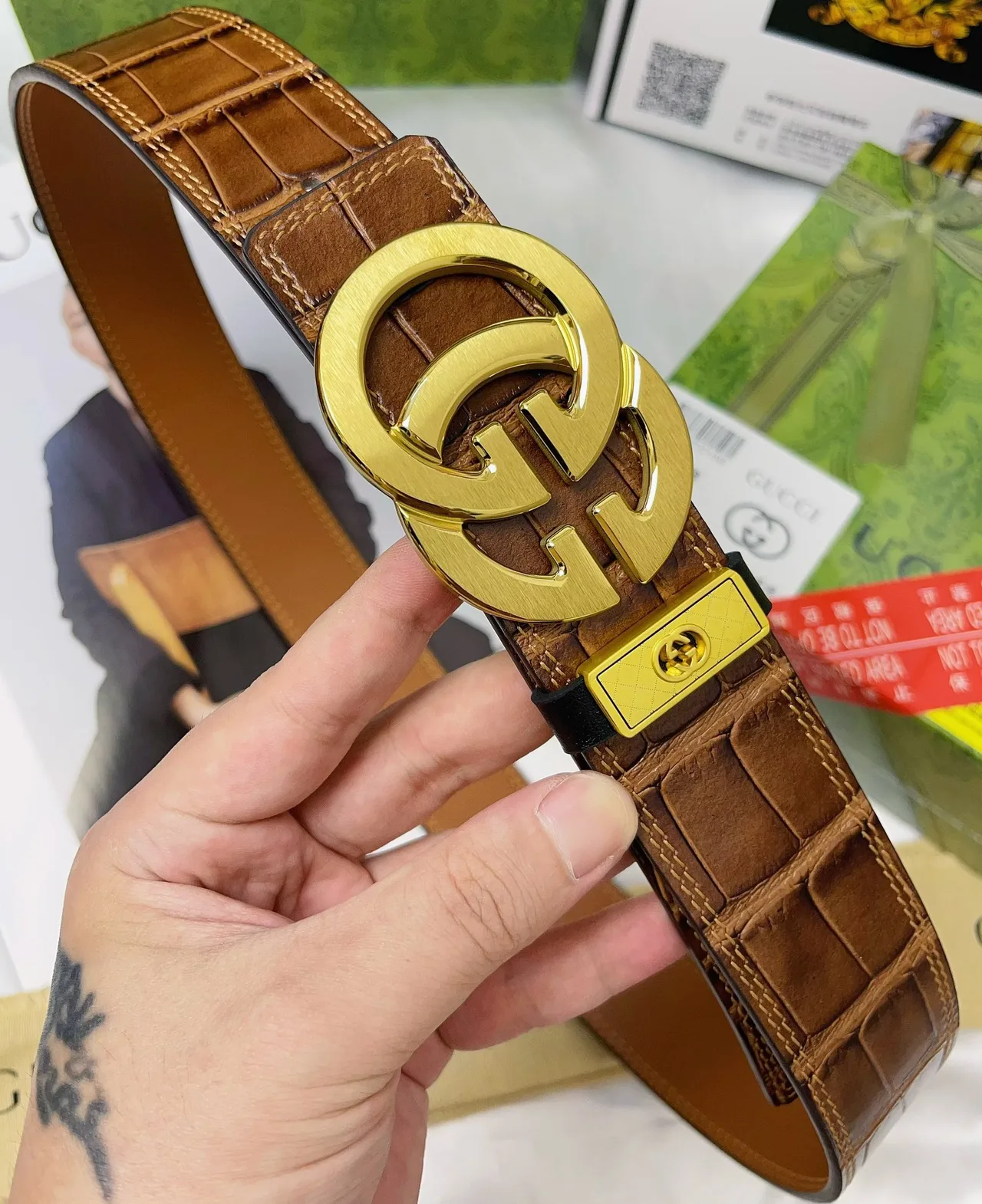 Gucci Cowhide Belt in Brown · view 8