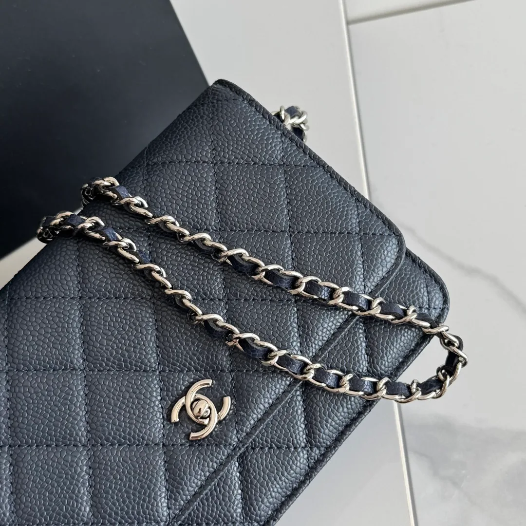 Chanel Calfskin Quilted Clutch in Black · view 7