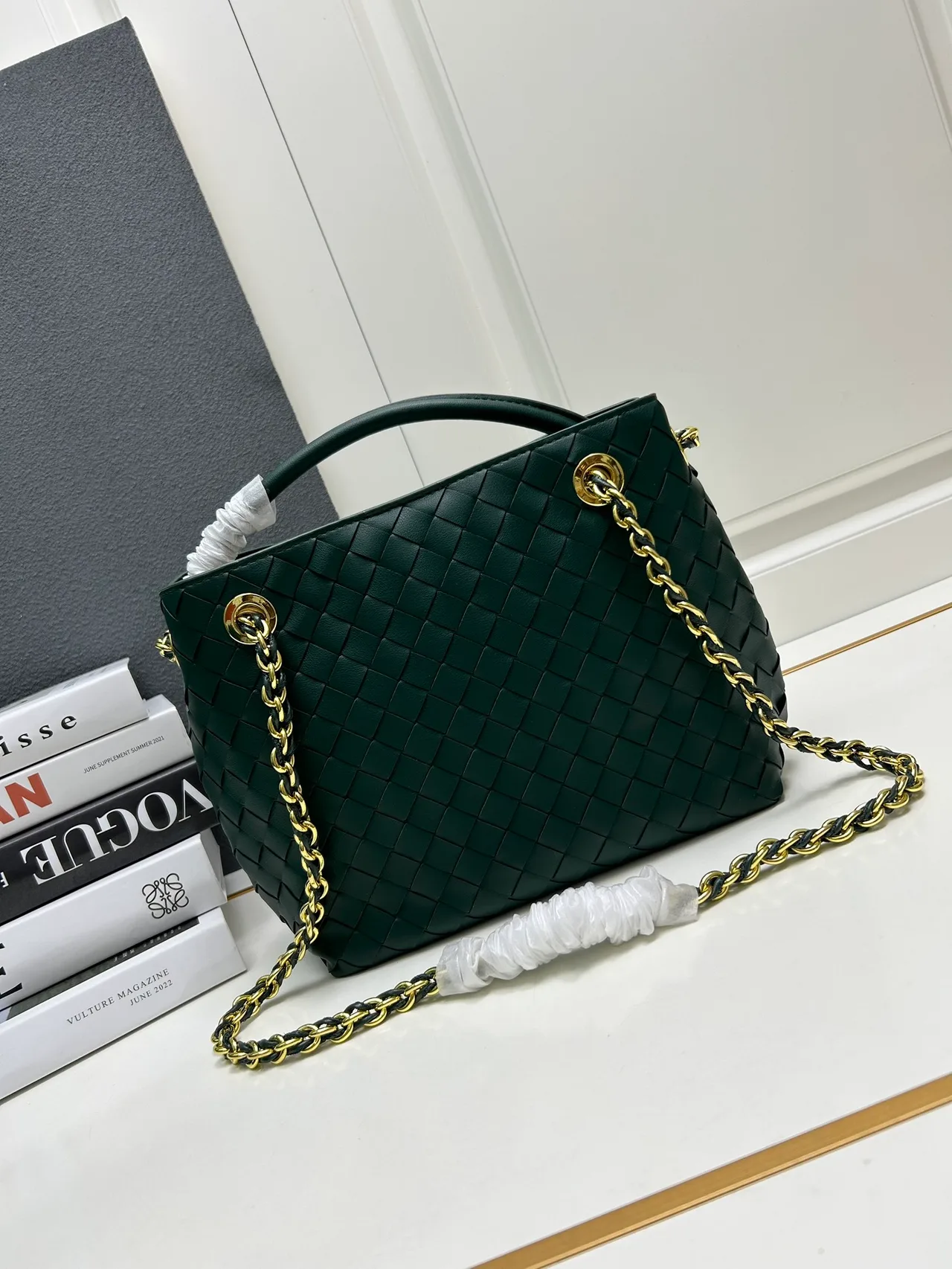 Bottega Veneta Woven Tote in Green · view 3