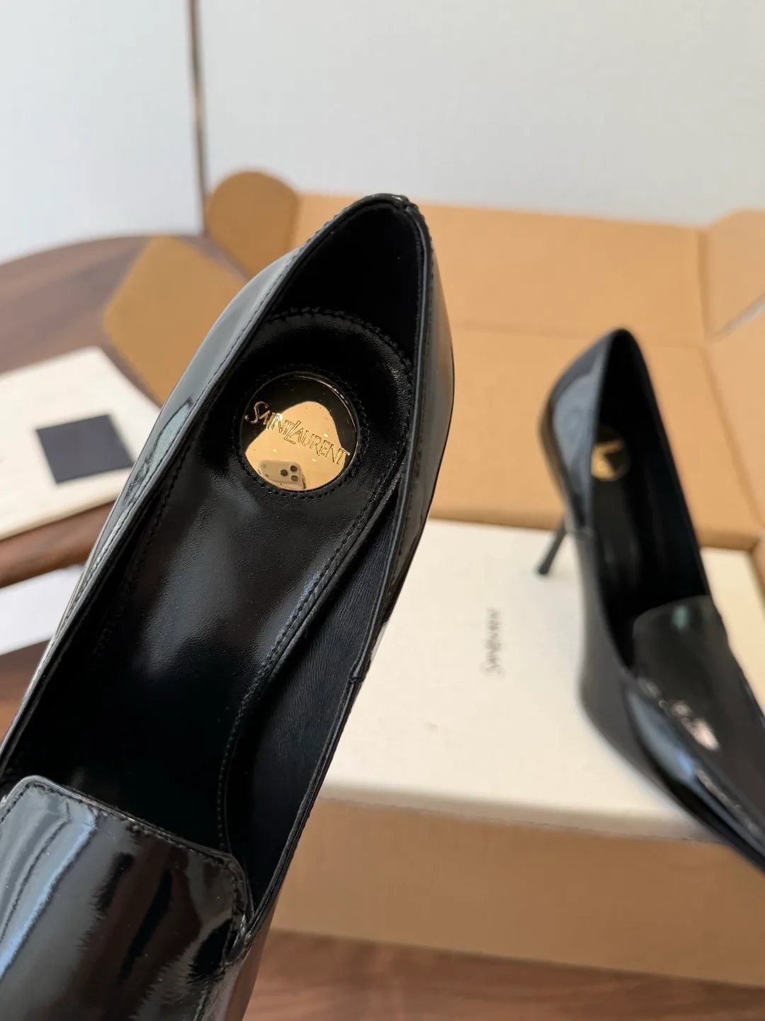 Saint Laurent Cowhide Glossy Pointed-Toe Pumps in Black · view 7