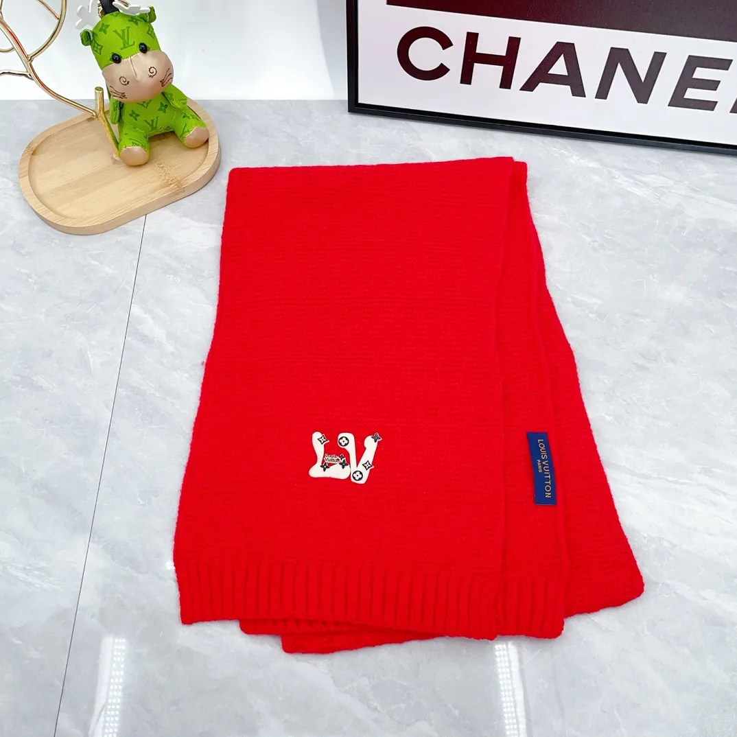 Louis Vuitton 50% Wool 50% Acrylic Ribbed Hat, Scarf and Gloves Set in Red · view 3