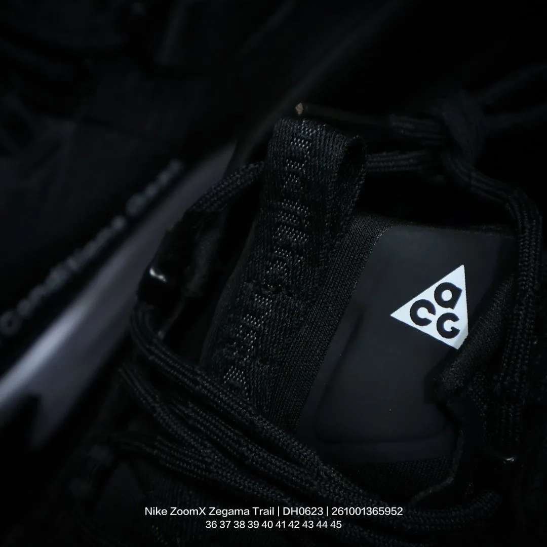 Nike Sneakers in Black · view 8