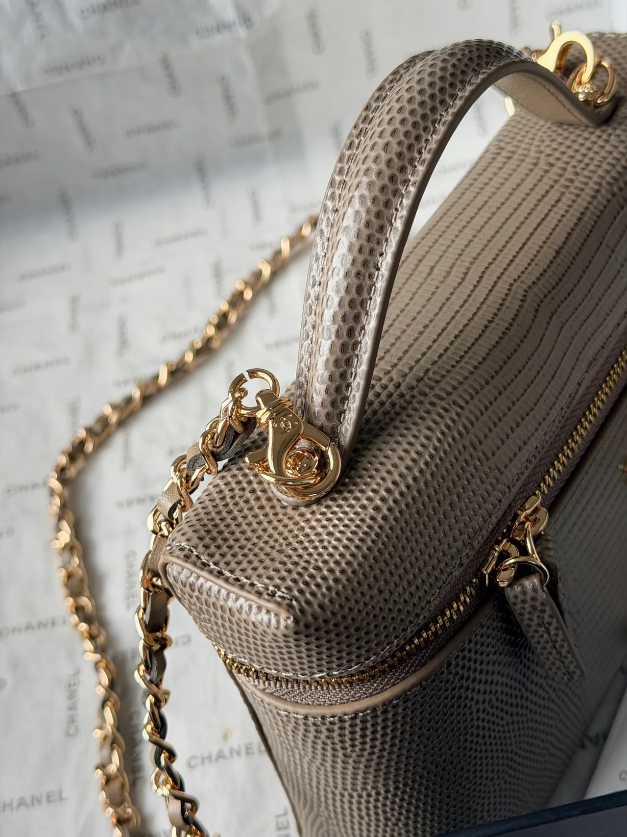 Chanel Cowhide Crossbody Bag in Grey · view 8