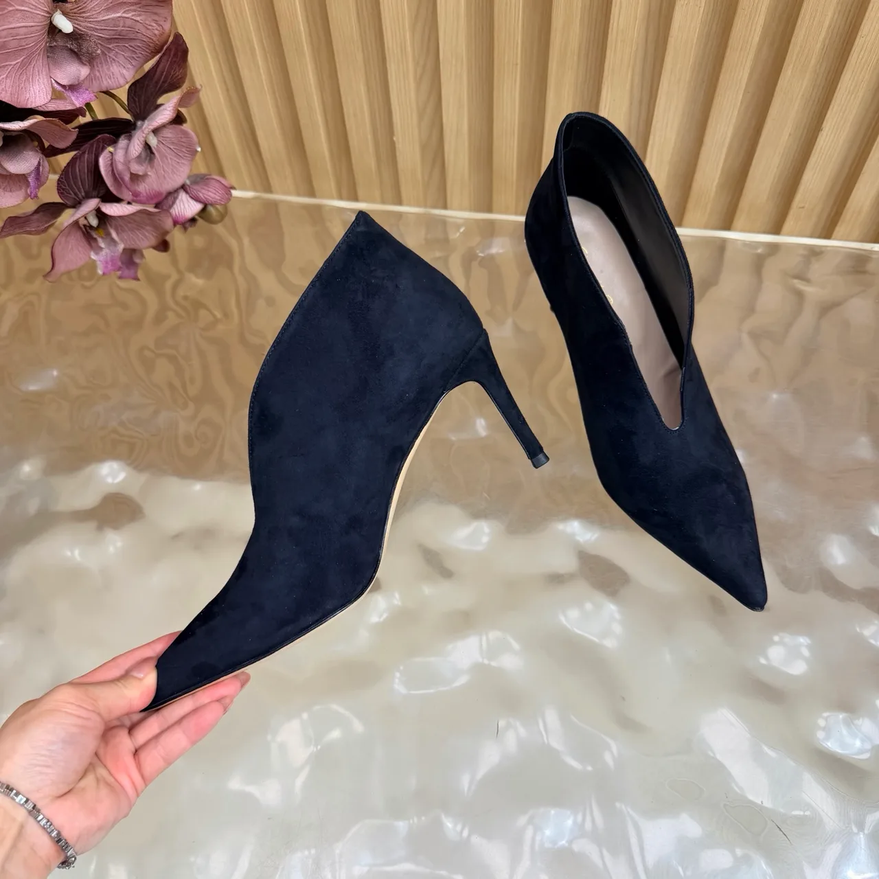 Gianvito Rossi Smooth Pointed-Toe Pointed Booties in Blue · view 5