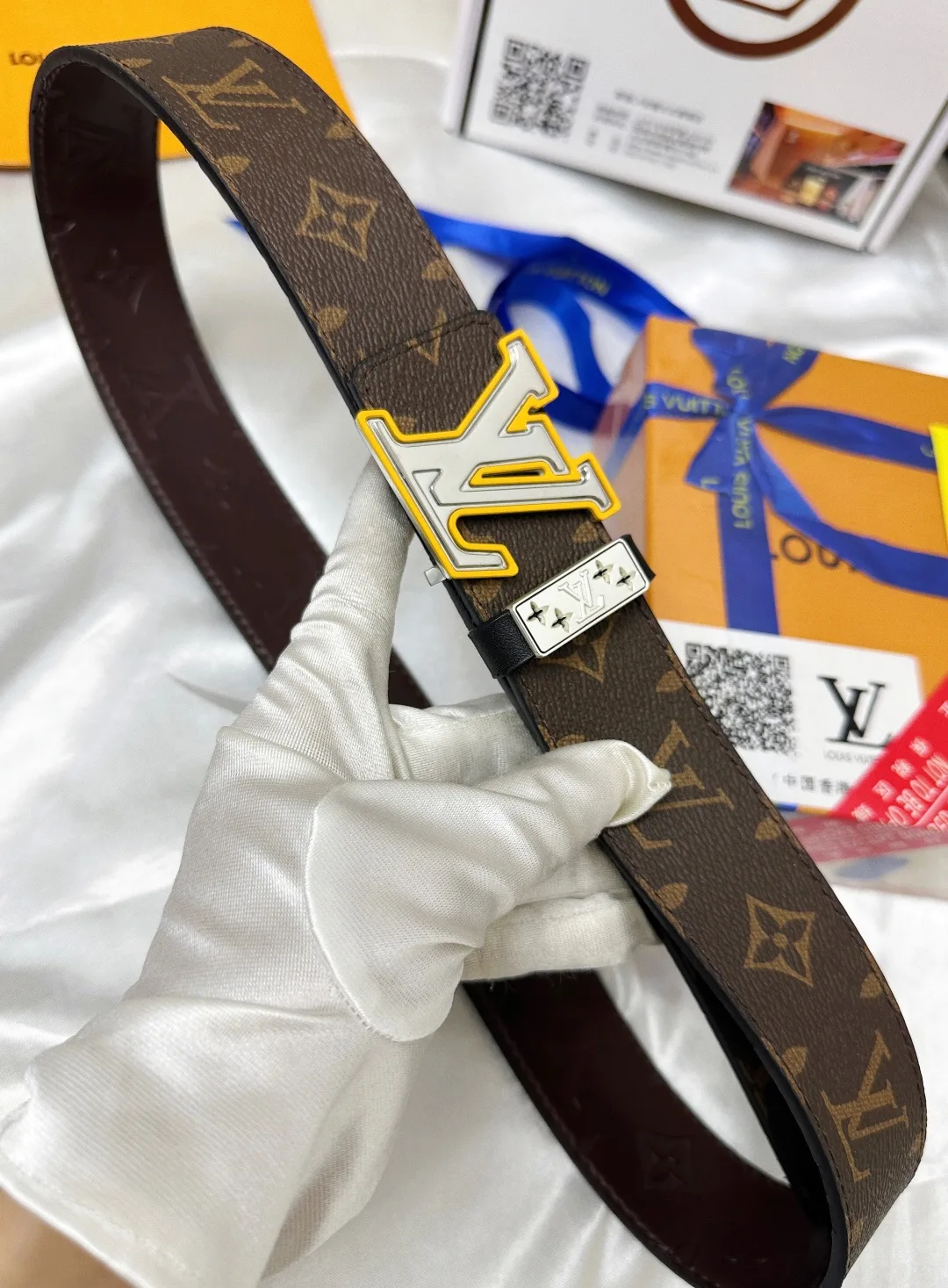Louis Vuitton Monogram LV Buckle Belt in Brown · view 6