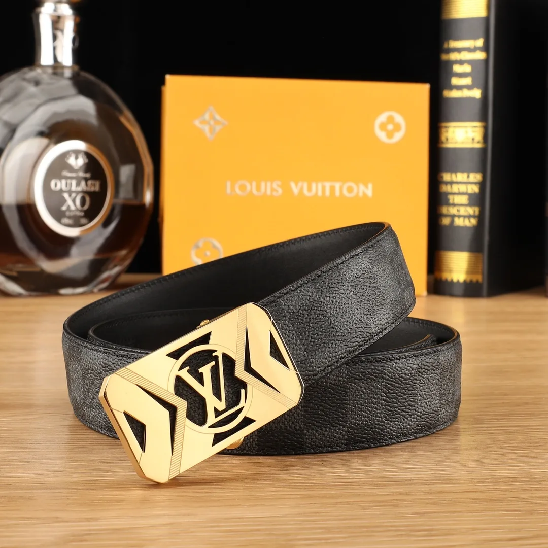 Louis Vuitton Belt in Black · view 3