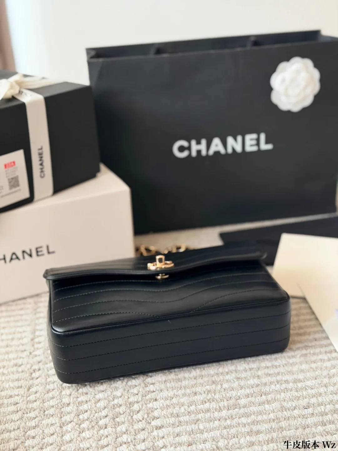 Chanel Cowhide Quilted Crossbody Bag in Black · view 6