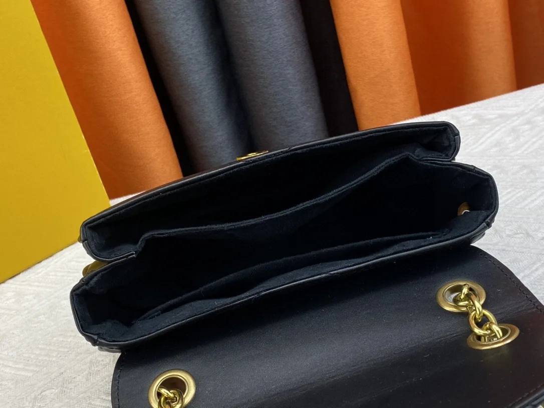Louis Vuitton Cowhide New Wave Chain Shoulder Bag in Black · view 9