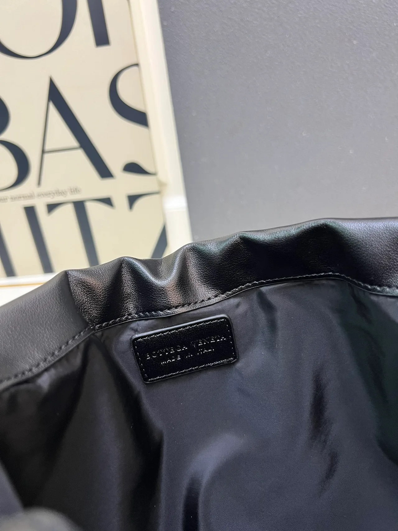 Bottega Veneta Woven Glossy Shoulder Bag in Black · view 8
